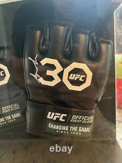 Gants officiels UFC de Sean O'Malley Édition 30e anniversaire avec boîte de présentation et certificat d'authenticité