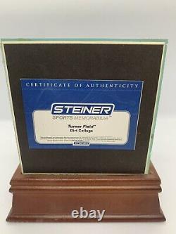 Hank Aaron Signé Baseball Steiner Coa & Turner Field Dirt Display Case