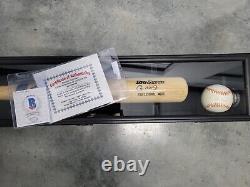 Hof Cal Ripken Jr Autographe Big Stick Bat & Baseball Dans Le Cas D'affichage Avec Coa