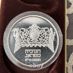 Israël 1983 Prague Hanukka Ensemble De 2 Pièces En Vitrine Avec Coa