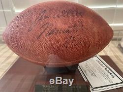 Joe Namath Autographié NFL Football Avec Affichage De Cas Et Coa Gia