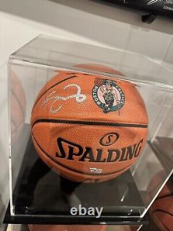 KEVIN GARNETT Boston Celtics Ballon de basket signé + Certificat d'authenticité Fanatics + Vitrine de présentation