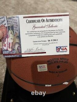Kobe Bryant Signé Auto Autographed Basketball Psa/dna Coa And Display Case