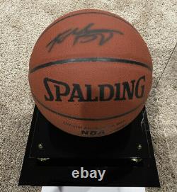 Kobe Bryant Signé Auto Autographed Basketball Psa/dna Coa And Display Case