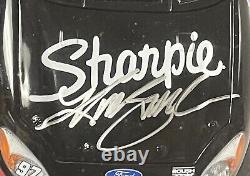 Kurt Busch a signé le boîtier de voiture moulée sous pression Team Caliber #97 Sharpie Ford 124 de 2004 - COA