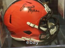 Le Byner Earnest Signé Cleveland Browns Speed Mini Casque (jsa Coa) Avec Boîtier D'affichage