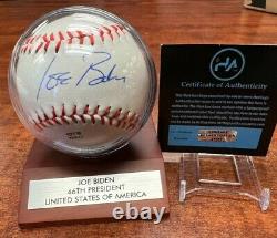 Le Président Américain Joe Biden Signé À La Main Baseball Autographié Avec Boîtier Coa & Display