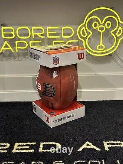 Le ballon de match NFL Duke signé par Patrick Mahomes avec certificat d'authenticité Fanatics MVP et vitrine