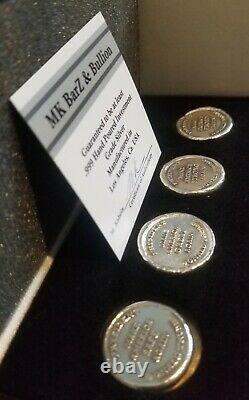 Lot De (4)1oz. Tours D’argent. 999 Pur. Mk Barz Trump Avec Vitrine Et Coa