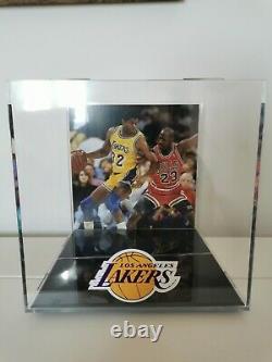 Magic Johnson Los Angeles Lakers Signé Basketball Display Case Et Beckett Coa