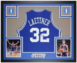 Maillot dédicacé & encadré des Blue Devils de Duke par Christian Laettner avec certificat d'authenticité JSA