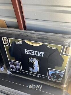 Maillot encadré avec une authentique signature de Bobby Hebert, certifiée par un COA, Saints