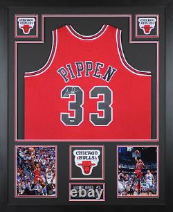 Maillot rouge autographié et encadré de Scottie Pippen de Chicago avec certificat d'authenticité de Fanatics