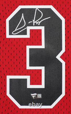 Maillot rouge autographié et encadré de Scottie Pippen de Chicago avec certificat d'authenticité de Fanatics