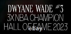 Maillot rouge de Miami autographié et encadré par Dwyane Wade avec certificat d'authenticité de Fanatics