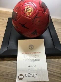 Manchester United Football Squad Signé 2019-20 + Présentoir Club Délivré Coa