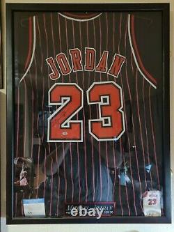 Michael Jordan Autograph Pin Striped Jersey Coa And Display Case With A Mini