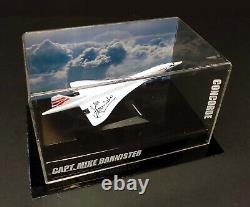 Mike Bannister Chef Concorde Pilot Signé Modèle Dans La Vitrine 2 Aftal Rd Coa