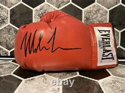 Mike Tyson A Signé Autographied Everlast Boxing Glove Wit Jsa Coa In Display Case