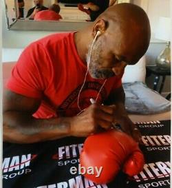 Mike Tyson A Signé Gants De Boxe Autographiés Avec Boîtier D'affichage En Argent Personnalisé + Coa
