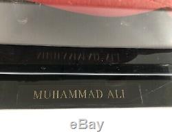 Muhammad Ali Autographié Signé Everlast Gant De Boxe Avec Coa & Case D'affichage
