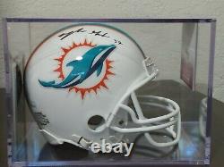 Myles Gaskin Signé Miami Dolphins Mini Casque (jsa Coa) W-display Case