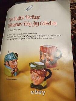 'Patrimoine de l'ancienne Angleterre : 25 miniatures de Toby Jugs par Peter Jackson avec boîtier d'exposition et certificat d'authenticité'