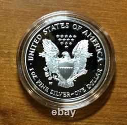 Pièce d'argent Proof American Eagle 1 oz 2002-W avec boîte, coffret et certificat d'authenticité (Z26)