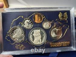 Rare 1982 Ensemble de preuves en argent de Singapour de 6 pièces avec certificat de numérotation et boîtier d'exposition