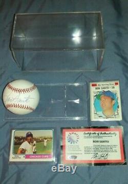 Ron Santo Autographed Ball & Display Case & 70,72,74 Cartes Topps Coa (romlb)