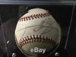 Sammy Sosa Autographed Baseball Withcoa À New Présentoir Withbox