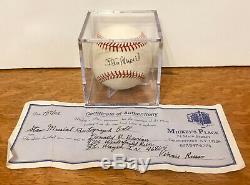 Stan Musial Autographié / Signé Baseball Avec Coa / Display Place 2002 Case Mickey