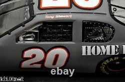 Tony Stewart Nascar Diecast 124 Scale Home Depot #20 - 2003 Cao & Display Case